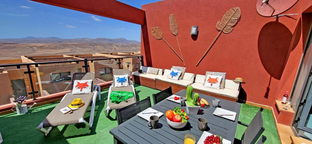 Ferienhaus Casa Caleta - Caleta Fuste - Meerblick - Pool - Glasfaserinternet Caleta De Fuste Eksteriør billede